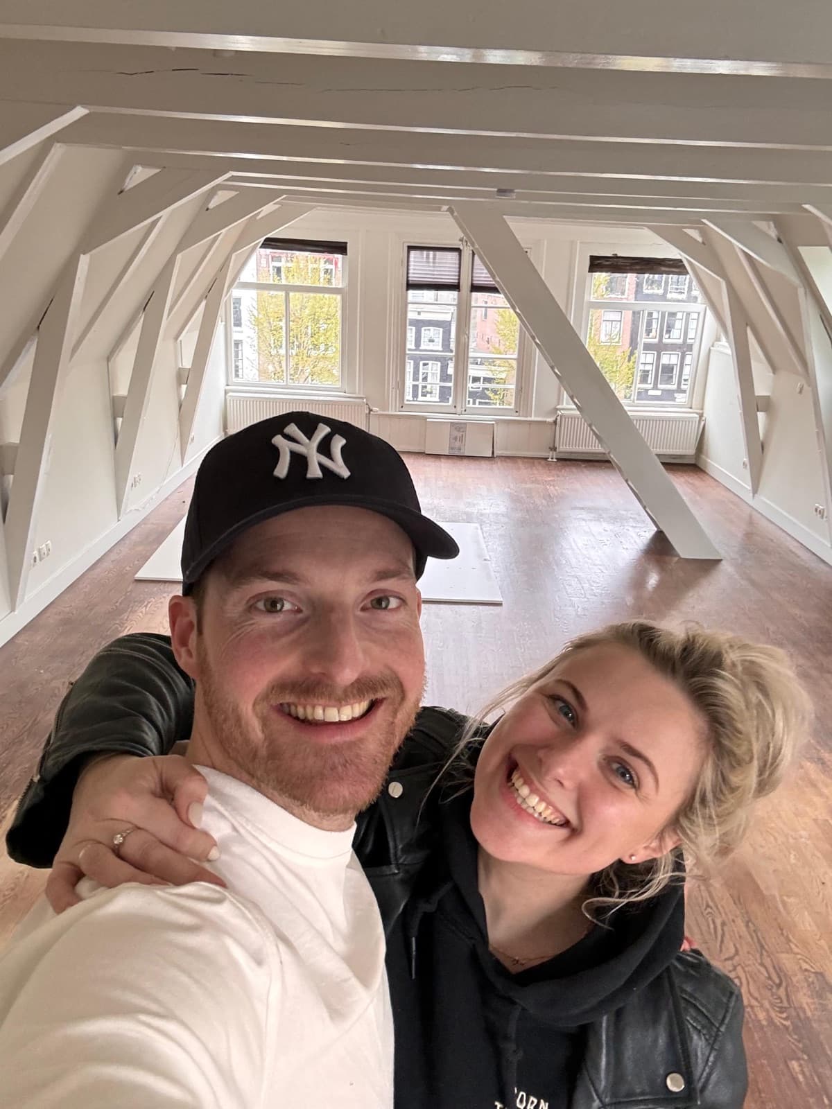 Mattijs Aartsen and Jannie Kaatee, founders of FRENDZ, in the Amsterdam office