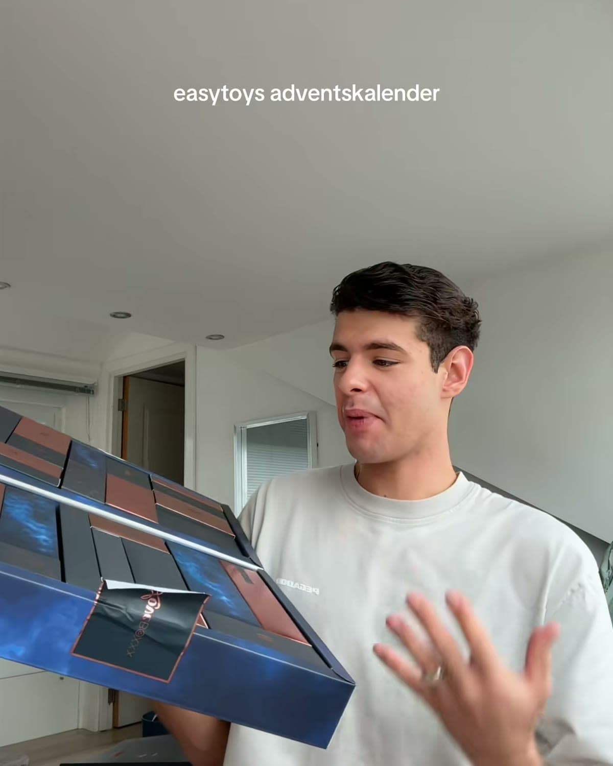 Creator talking about the EasyToys advent calendar